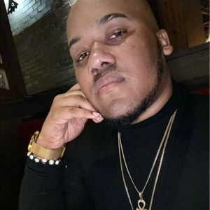 Meet your Posher, Angell